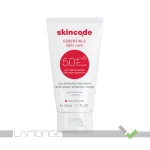 لوسیون ضد آفتاب SPF50 بی رنگ اسکین کد مدل Sun Protective مناسب انواع پوست حجم 50 میلی لیتر