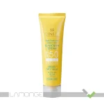 کرم ضد آفتاب بی رنگ SPF50 سینره مناسب پوست چرب حجم ۵۰ میلی لیتر